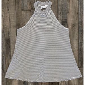 high-neck tank